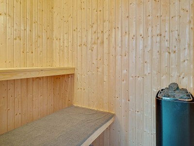 Holiday house Luxurioses Refugium mit Pool -- By Traum Ferienwohnungen - Outdoor photo 27