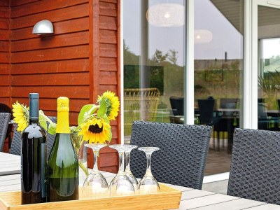 Holiday house Luxurioses Refugium mit Pool -- By Traum Ferienwohnungen - Outdoor photo 44