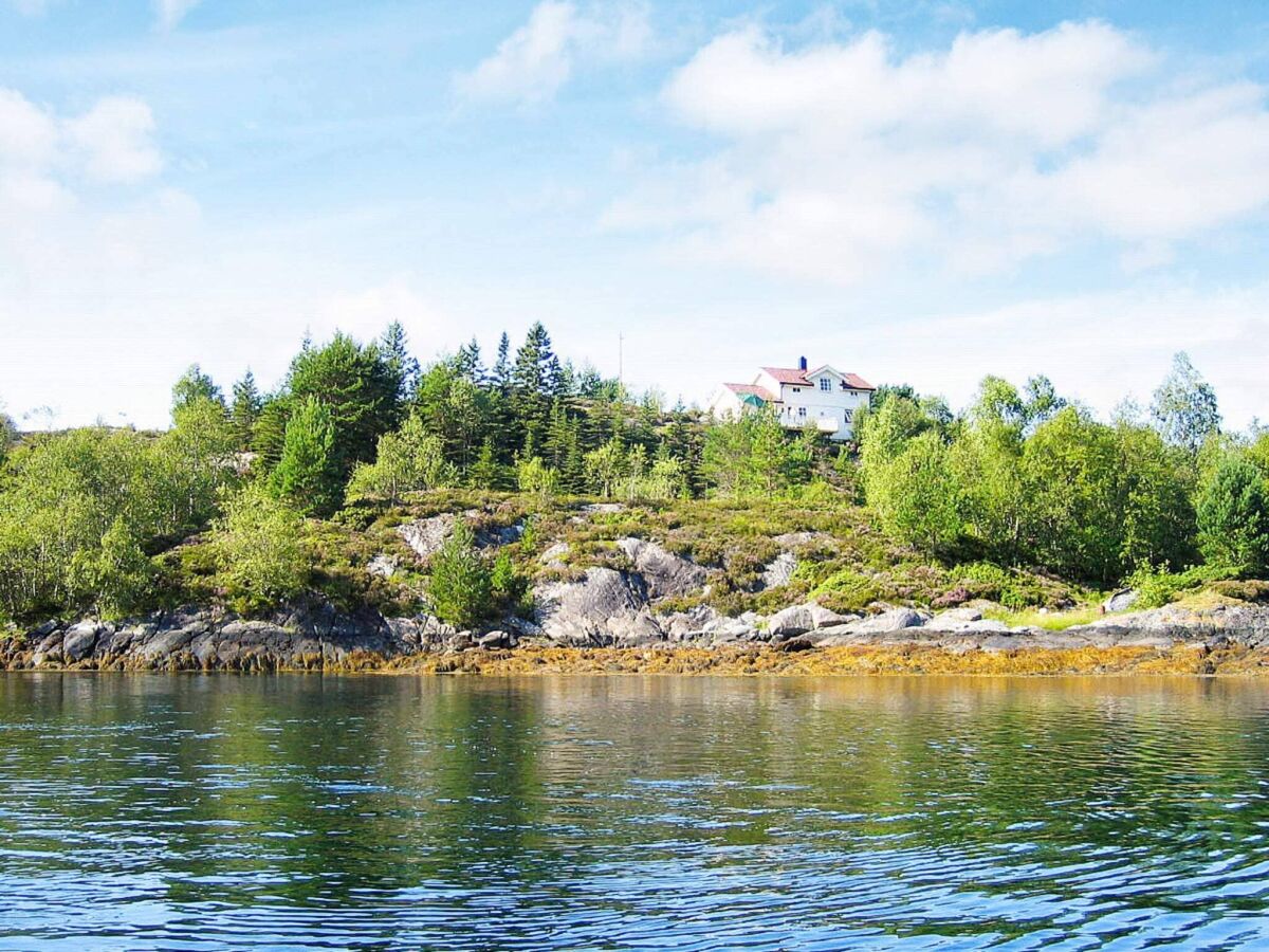 Holiday house 5 person holiday home in GURSKØY - Outdoor photo 5