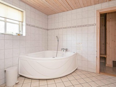 Holiday house 12 person holiday home in Hals-By Traum - Outdoor photo 5