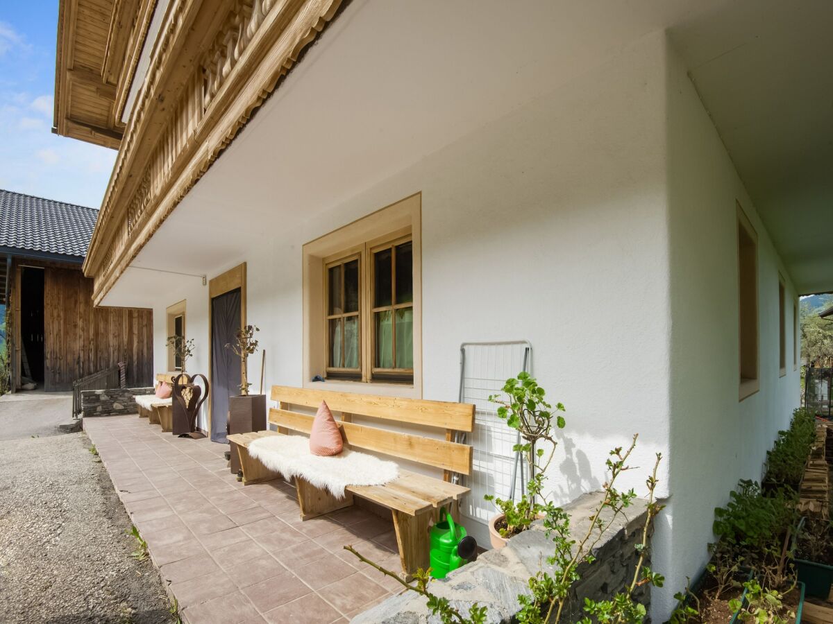 Apartment Apartment in Hainzenberg near Ski Lift - Outdoor photo 2