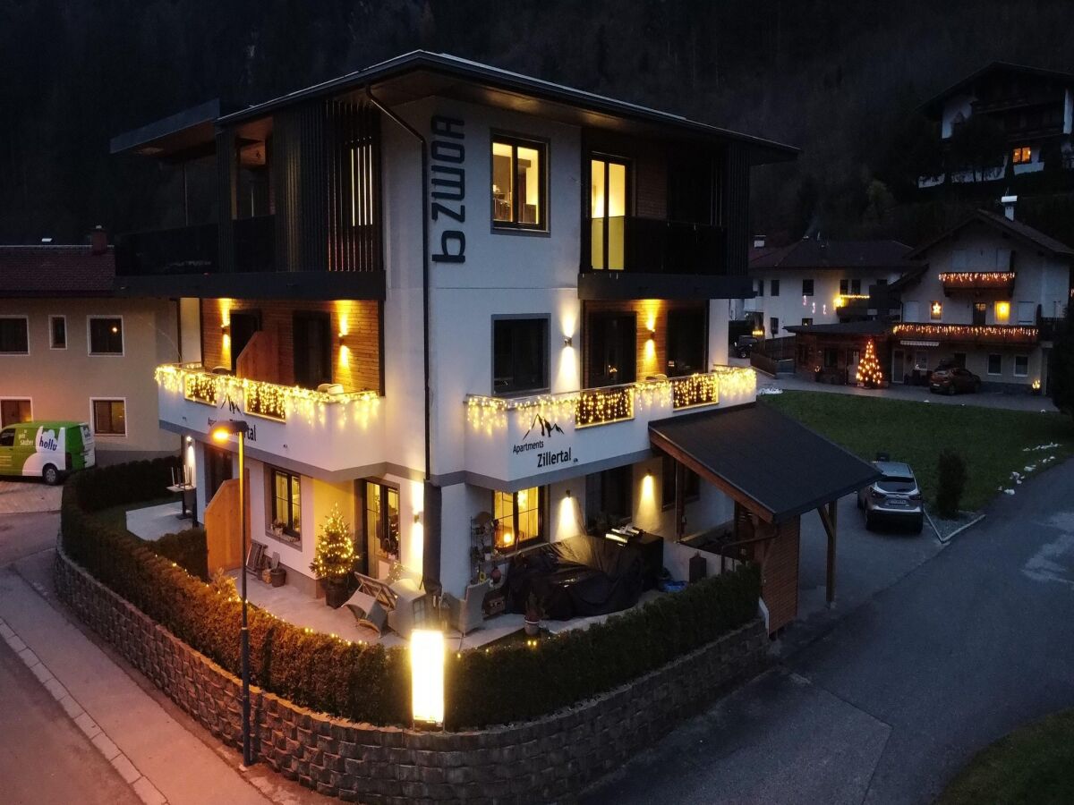 Apartment Chalet in Mayrhofen nahe Penkenbahn - Outdoor photo 5