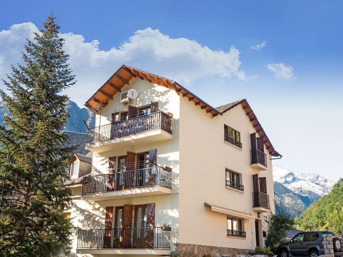 Apartment Gemütlicher Kurzurlaub in den Pyrenäen - Outdoor photo 3