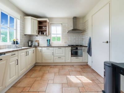 Villa Exclusive villa in Zeewolde with a terrace - Features photo 36