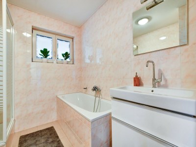 Holiday house Ferienhaus mit einer überdachten Terrasse - Features photo 12