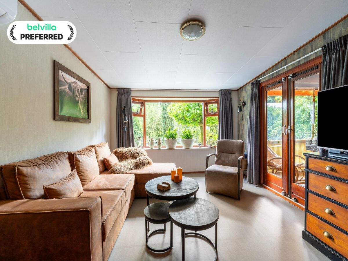 Chalet Chalet in Stegeren near Forest and Pond