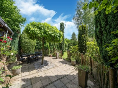 Chalet Chalet in Stegeren near Forest and Pond - Outdoor photo 3