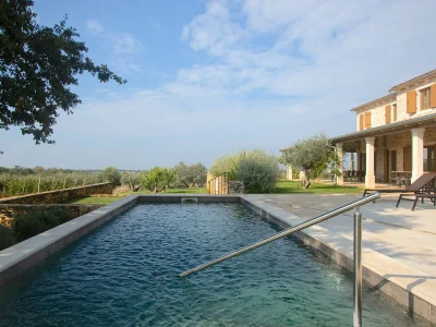 Villa Stancija Katarina di Maladel in Seget - Villa