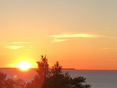 Holiday house Ruhe, Natur & Meerblick – Das Atelier in Lohme: Perfekt für Wanderer, Radfahrer & Golfer in Lohme - Holiday house