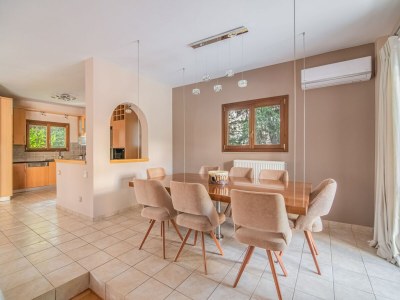 Villa Luxuriöse Villa mit Pool in Anavissos - Features photo 13