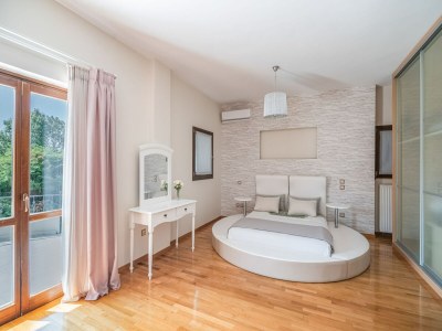 Villa Luxuriöse Villa mit Pool in Anavissos - Features photo 14