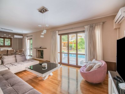 Villa Luxuriöse Villa mit Pool in Anavissos - Features photo 18