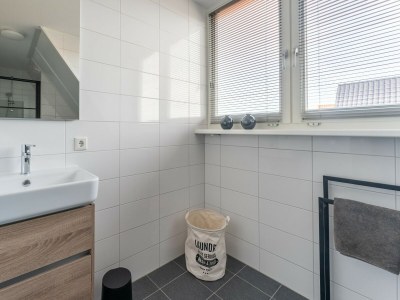 Holiday house House near Scherpenisse Beach with Garden - Features photo 37