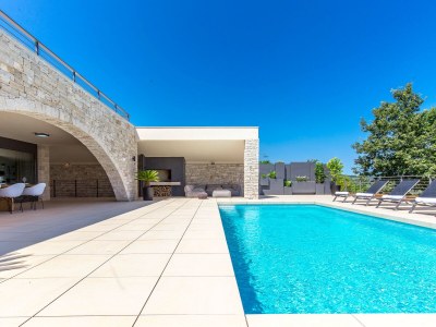 Villa Villa DVO - Outdoor photo 5