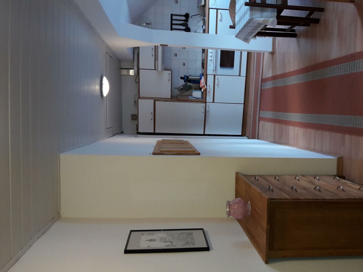 Apartment Dachgeschoß-Appartement/Fewo, Dusche, WC - Outdoor photo 5