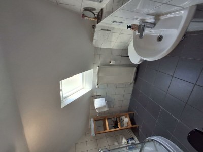 Apartment Dachgeschoß-Appartement/Fewo, Dusche, WC - Outdoor photo 9