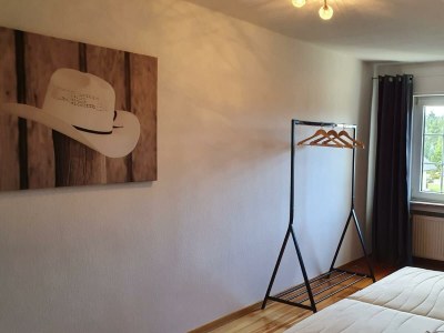 Apartment Appartement/Fewo, Dusche und Bad, WC, 3 Schlafräum - Outdoor photo 9