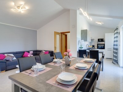 Holiday house Lovely house Piljan - Features photo 19