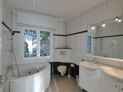 Holiday house Holiday home with pool Paradise 32 - Features photo 26