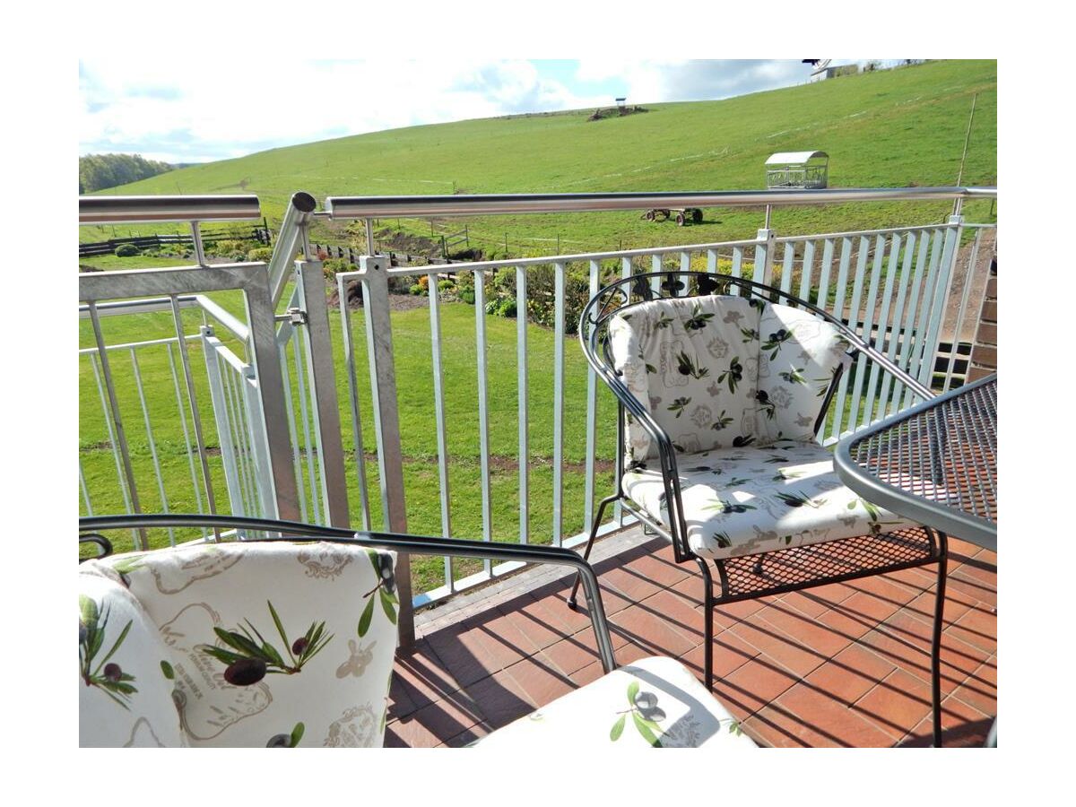 Apartment Ruhige und komfortable Ferienwohnung - Outdoor photo 3