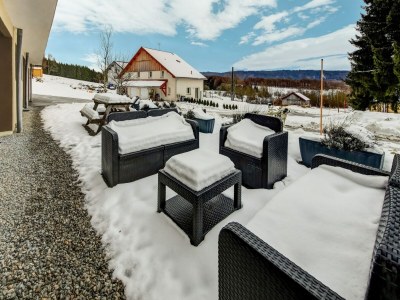 Holiday house Schצnes Ferienhaus in La Chaux mit Whirlpool - Outdoor photo 7