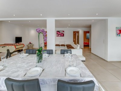 Holiday house Schצnes Ferienhaus in La Chaux mit Whirlpool - Features photo 18