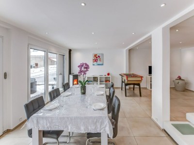 Holiday house Schצnes Ferienhaus in La Chaux mit Whirlpool - Features photo 23