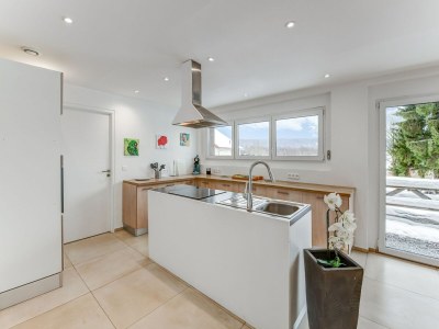 Holiday house Schצnes Ferienhaus in La Chaux mit Whirlpool - Features photo 28