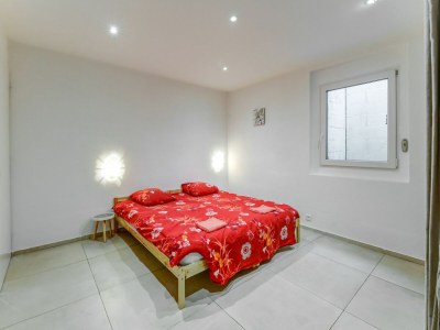 Holiday house Schצnes Ferienhaus in La Chaux mit Whirlpool - Features photo 31