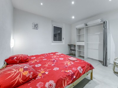 Holiday house Schצnes Ferienhaus in La Chaux mit Whirlpool - Features photo 32