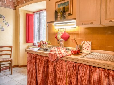 Farmhouse Apartment with pool, Etruscan Coast - Features photo 10