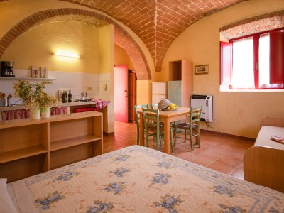 Farmhouse Apartment with pool, Etruscan Coast - Features photo 11