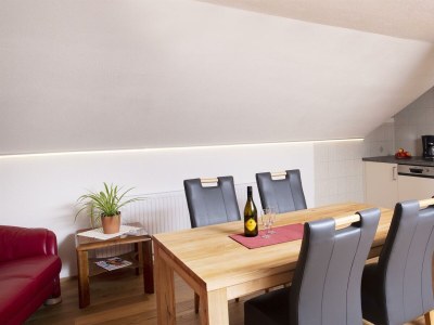 Apartment Top 9 mit 2 Schlafräumen mit Balkon - Outdoor photo 3