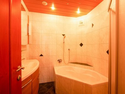 Holiday house Chalet in Reith near Ski Slopes - Features photo 32