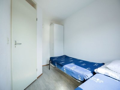 Holiday house Well equipped holiday home in Nieuwvliet, just a few minutes walk from the beach - Features photo 18