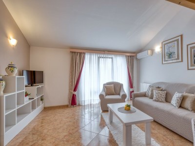 Apartment Slavica I - Features photo 9