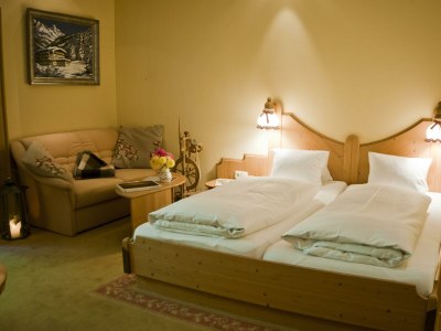 Holiday room Doppelzimmer Nord ohne Balkon / Halbpension - Features photo 28