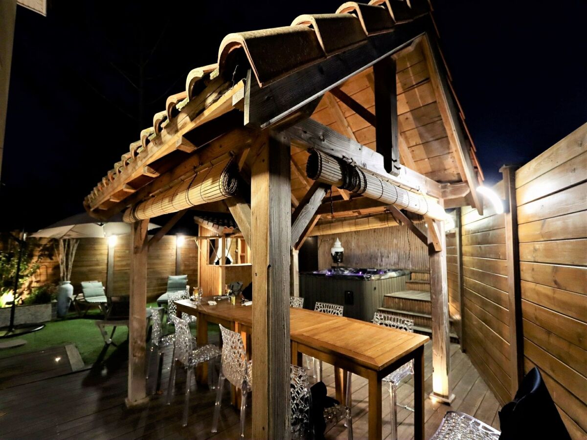 Villa Luxuriöse Villa mit privatem Spa in Strandnähe - Outdoor photo 5