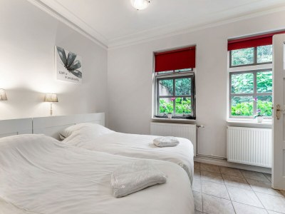 Apartment Beautiful apartment in Sint Maartensbrug - Features photo 13