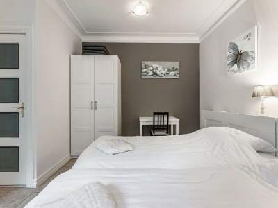 Apartment Beautiful apartment in Sint Maartensbrug - Features photo 14