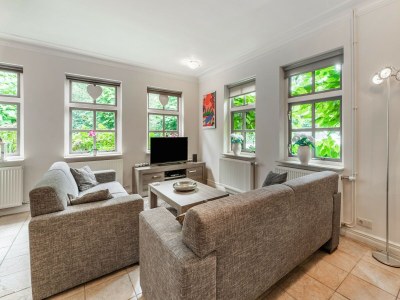 Apartment Beautiful apartment in Sint Maartensbrug - Features photo 19