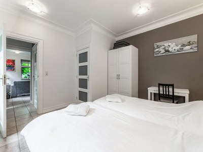 Apartment Beautiful apartment in Sint Maartensbrug - Features photo 27