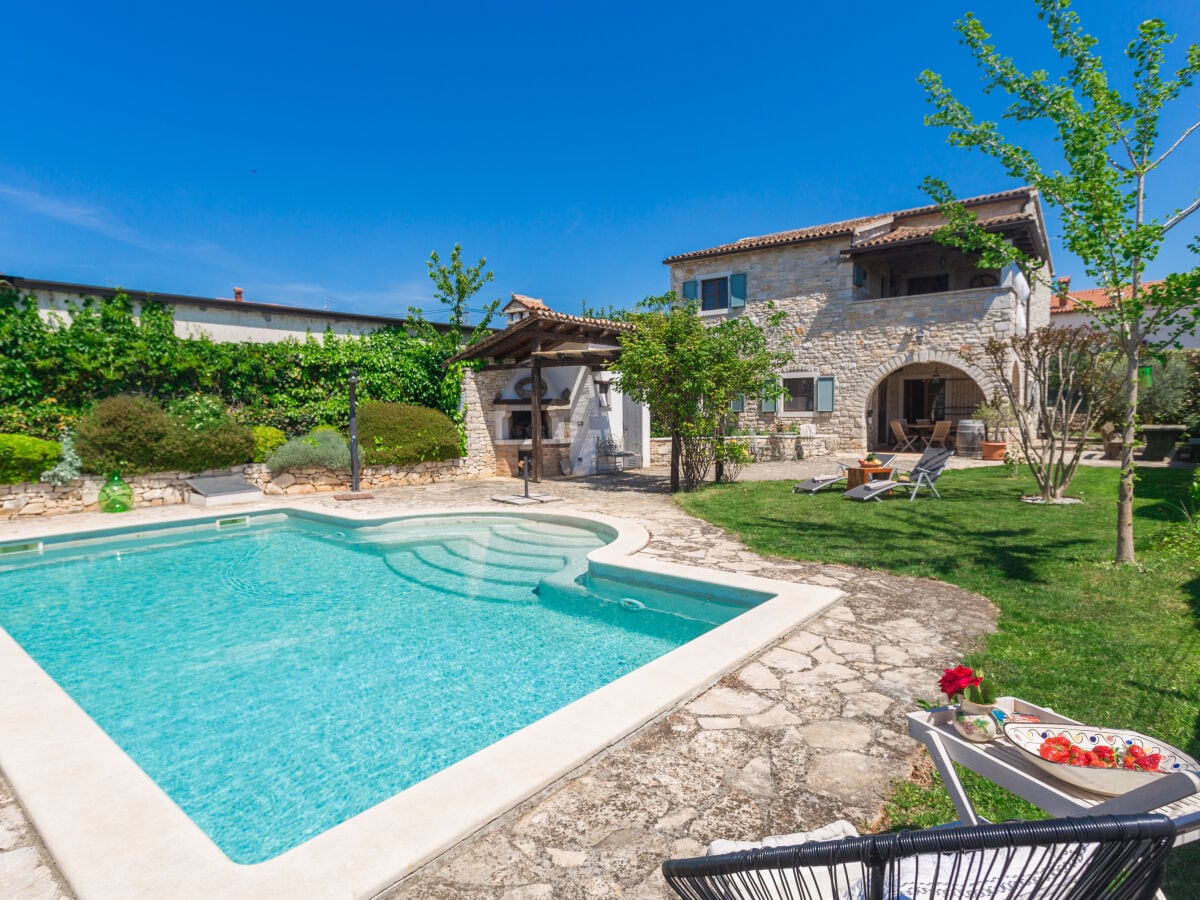 Villa Casa Orah with pool