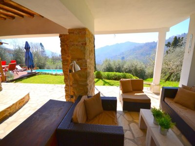 Holiday house Ferienhaus in Lucca mit Pool und Talblick - Outdoor photo 8
