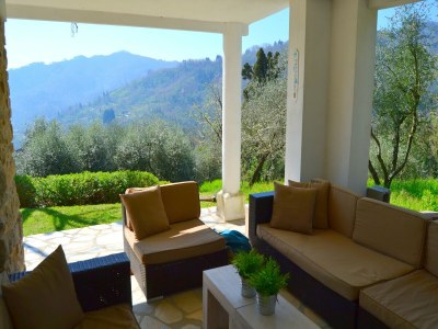 Holiday house Ferienhaus in Lucca mit Pool und Talblick - Outdoor photo 17