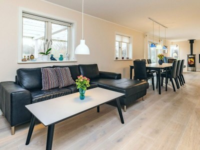 Holiday house 10-Personen-Haus in Rødvig Stevns - Outdoor photo 9