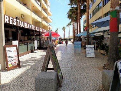 Apartment T1 Avenida Mar 8 200M PRAIA WI-FI 4 PESSOAS - Environment photo 31