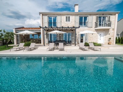 Villa Kana in Kastelir - Villa