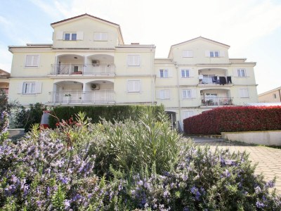 Apartment Spacious Apartment Peteh in Veli Maj with Sea view - Outdoor photo 3