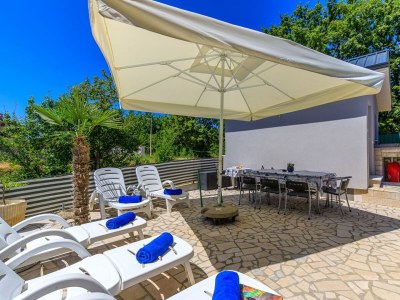 Apartment Vanessa I with Pool - Outdoor photo 9